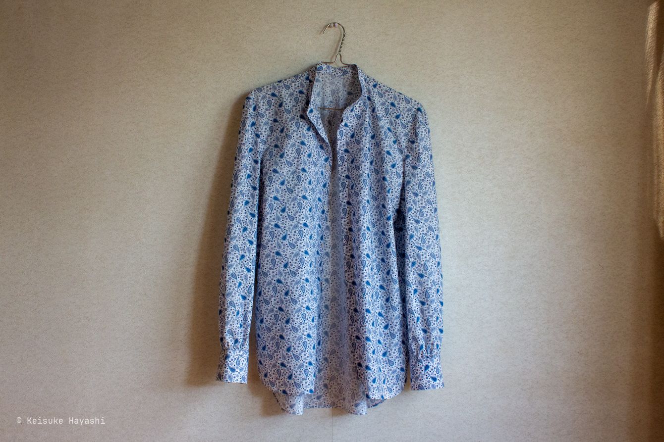 シャツの正面
