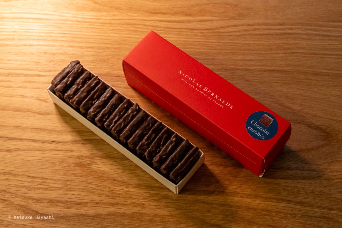 NICOLAS BERNARDĒ のクッキーショコラ ノワール コーティング