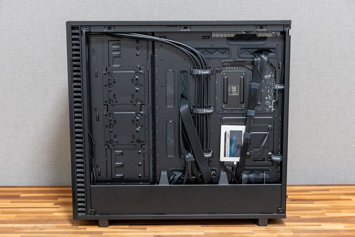 PC 背面