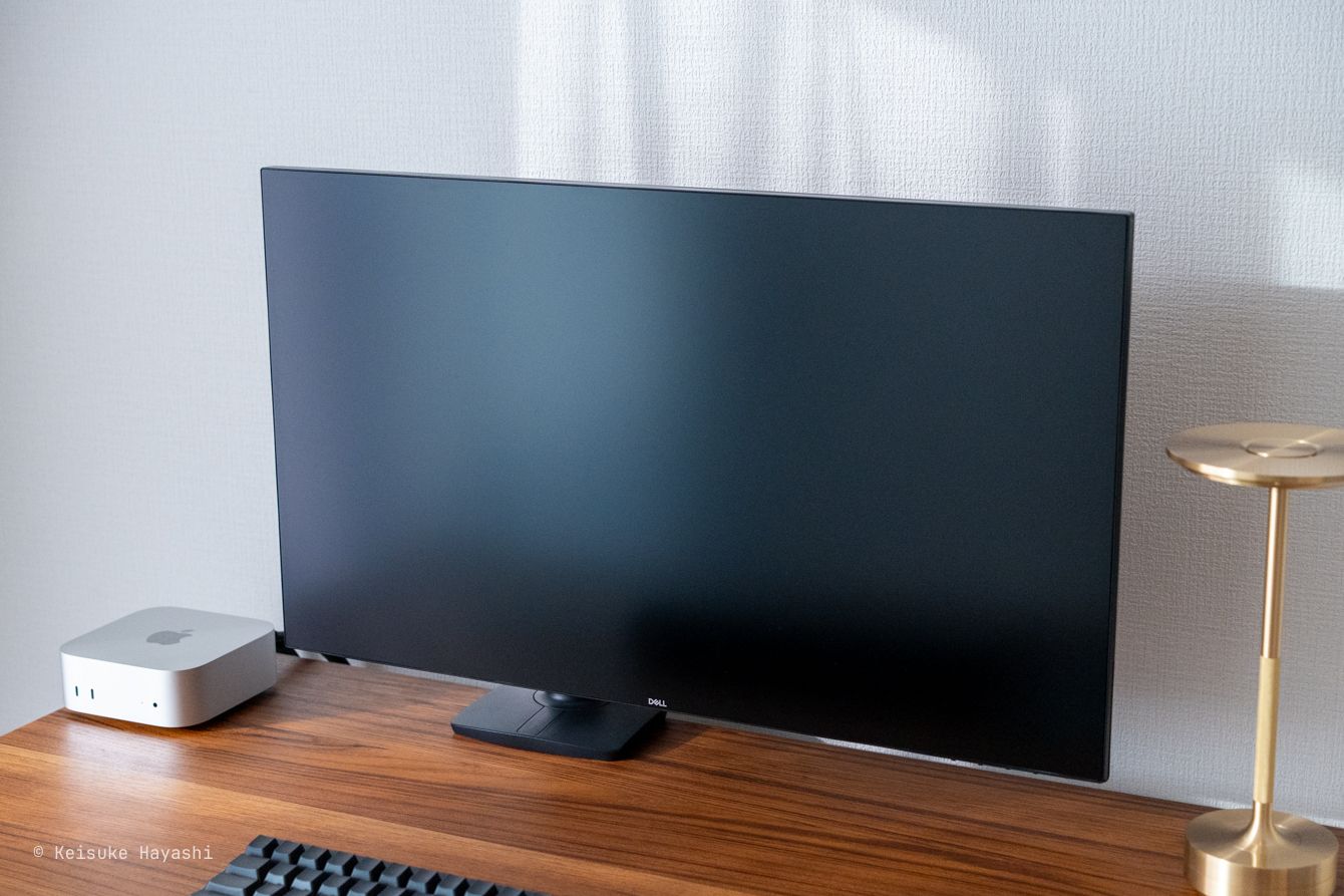 Dell U2720QM
