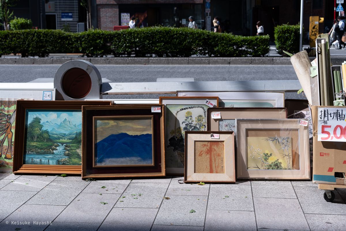 神保町の絵画