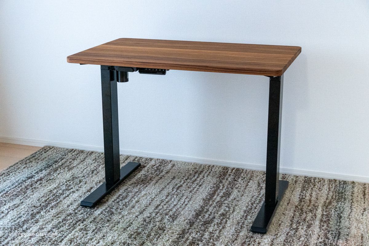 完成した昇降デスク